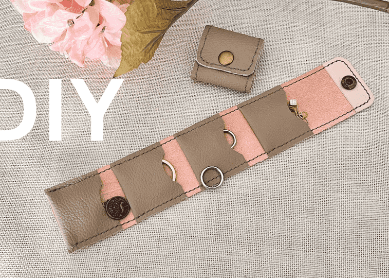 PDF pattern for Small travel-friendly purse made of leather, designed with various pockets for jewelry and accessories.