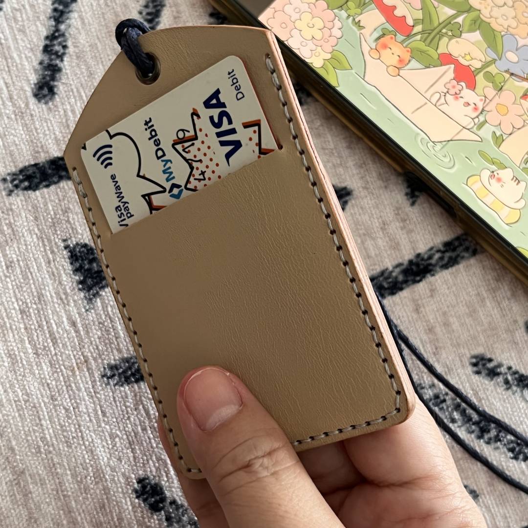 Easy Leather Cat Card Holder Pattern, Vertical Leather Wallet Template | DIY Animal Card Sleeve