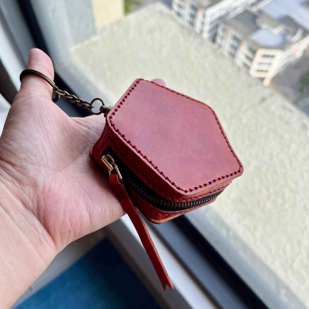 leather Coin Purse PDF, diy leather coin purse, small leather purse, handmade small leather pouch, mini coin pouch, coin bag pattern.