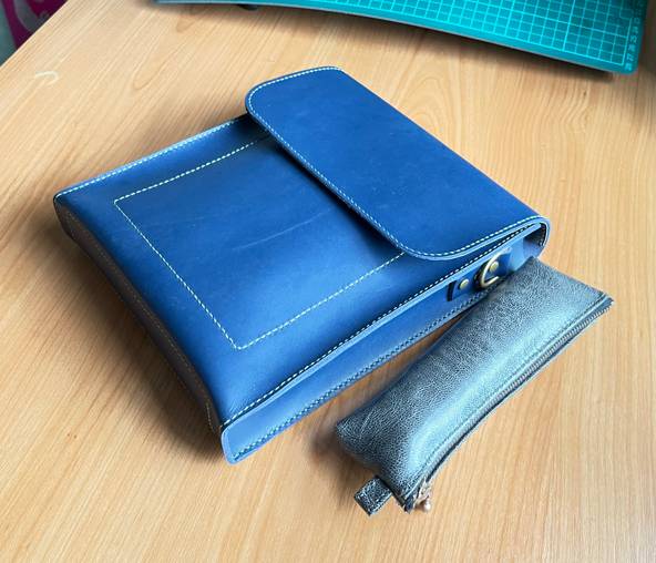 Leather Sling Bag Template with Gusset, Sewing Pattern for Leather Sling Bag with Gusset, Custom Leather Pattern, DIY Bag Template