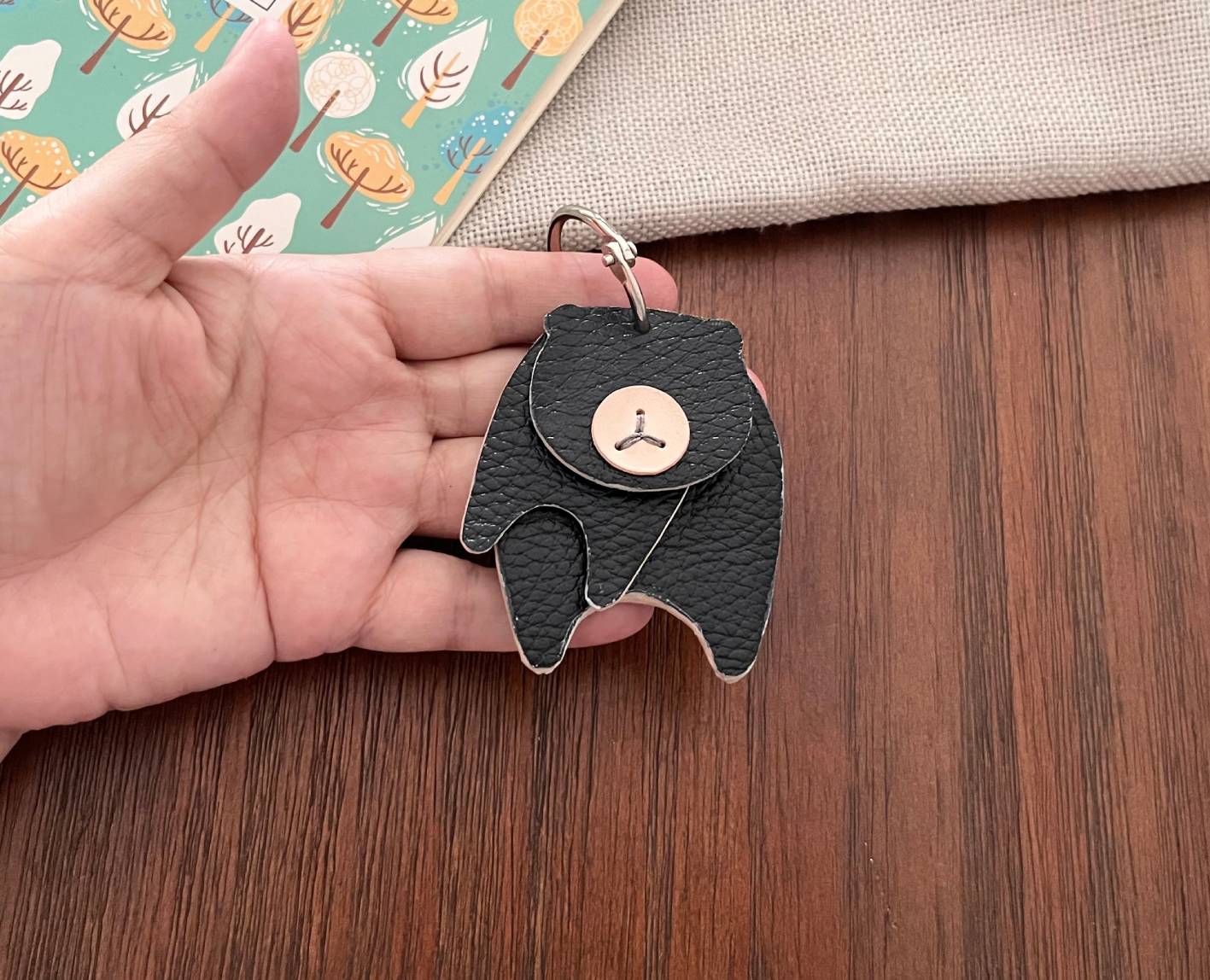 Easy Handmade Animal Keychain Pattern Set – Kitten, Hippo & Bear No-Stitch DIY Leathercraft PDF