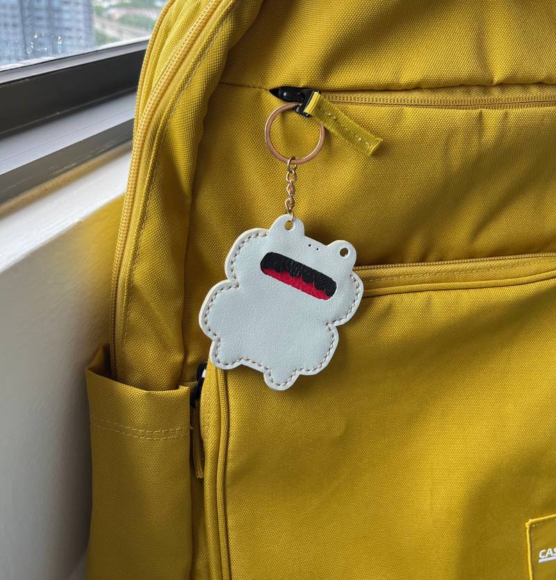 Froggie PDF pattern for leathercraft, Cute Character & Charm Template for Leathercrafters, DIY cute bag charm with Easy to follow pattern and video tutorial.