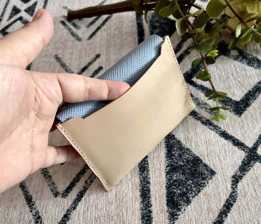 Minimalist Leather Wallet Pattern: DIY Two-Tone Card Holder (PDF, SVG, DXF) + Video Tutorial