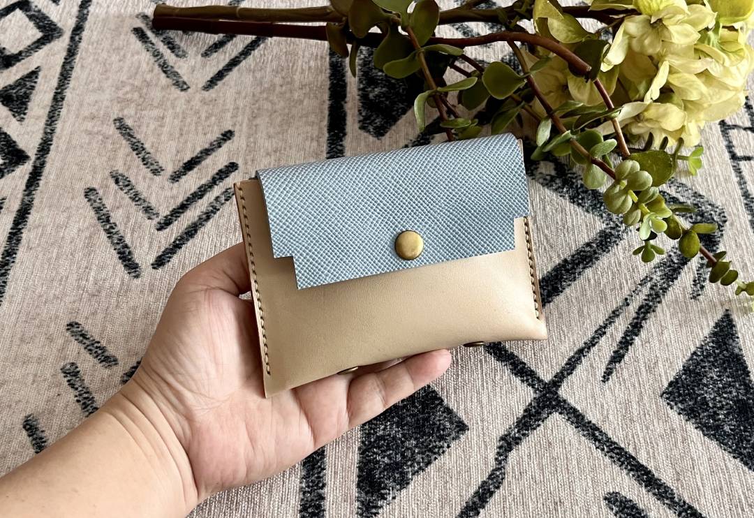 Minimalist Leather Wallet Pattern: DIY Two-Tone Card Holder (PDF, SVG, DXF) + Video Tutorial