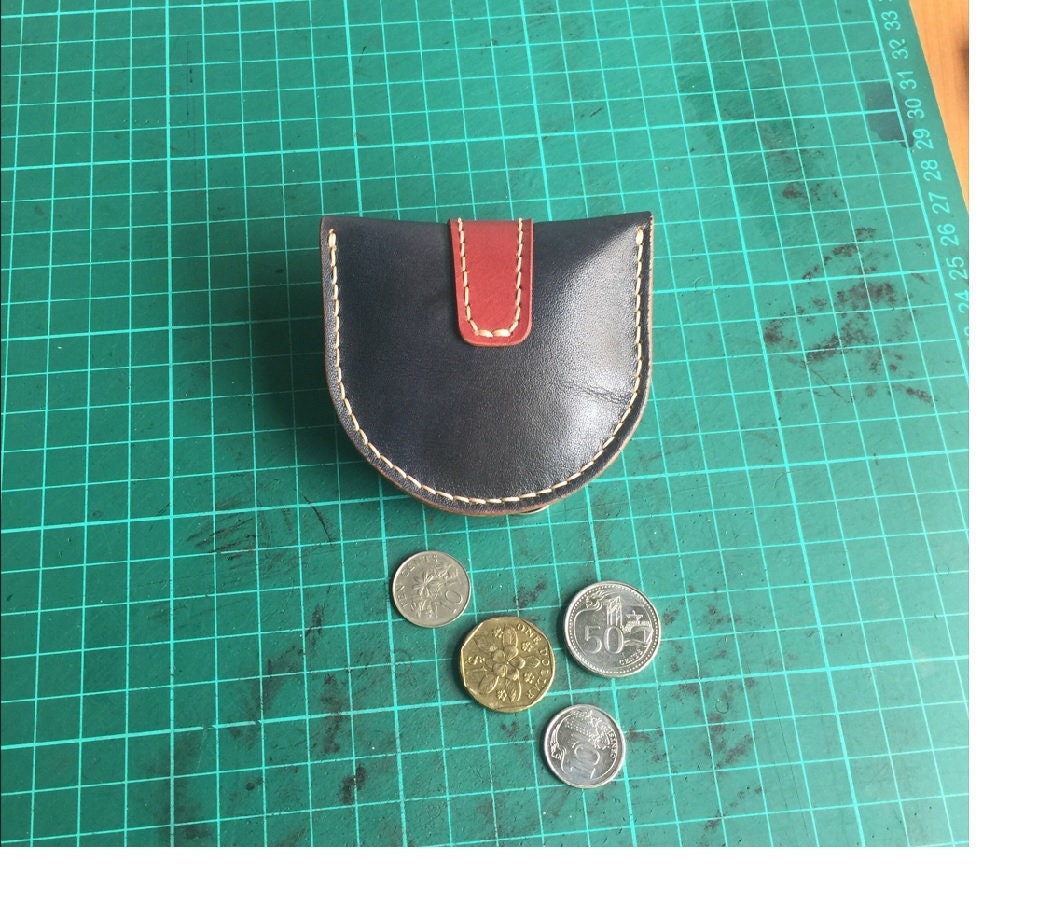 PATTERN for Small Oval leather Purse with Gusset.