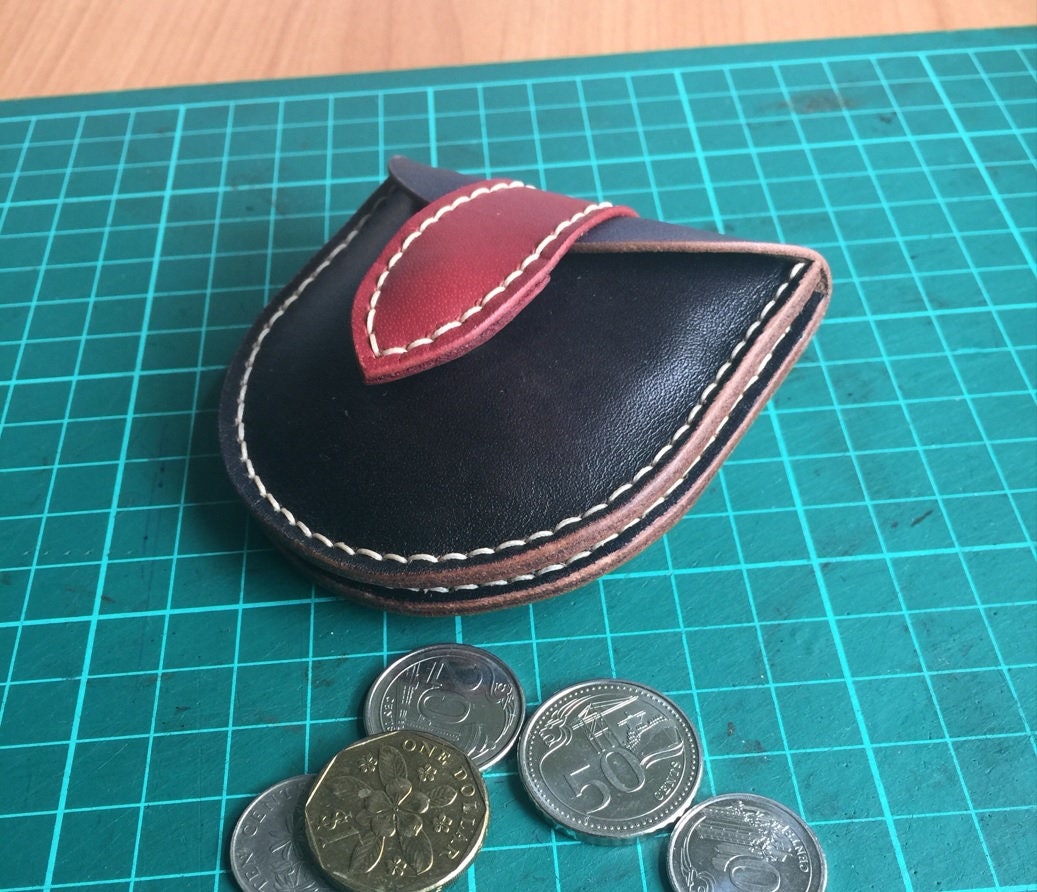 PATTERN for Small Oval leather Purse with Gusset.