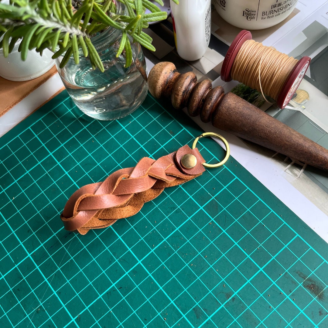 Leather keychain Pattern, Keychain template, Key fob template, leather keychain PDF, Keychain Pattern, Leatherwork Pattern, Leathercraft PDF