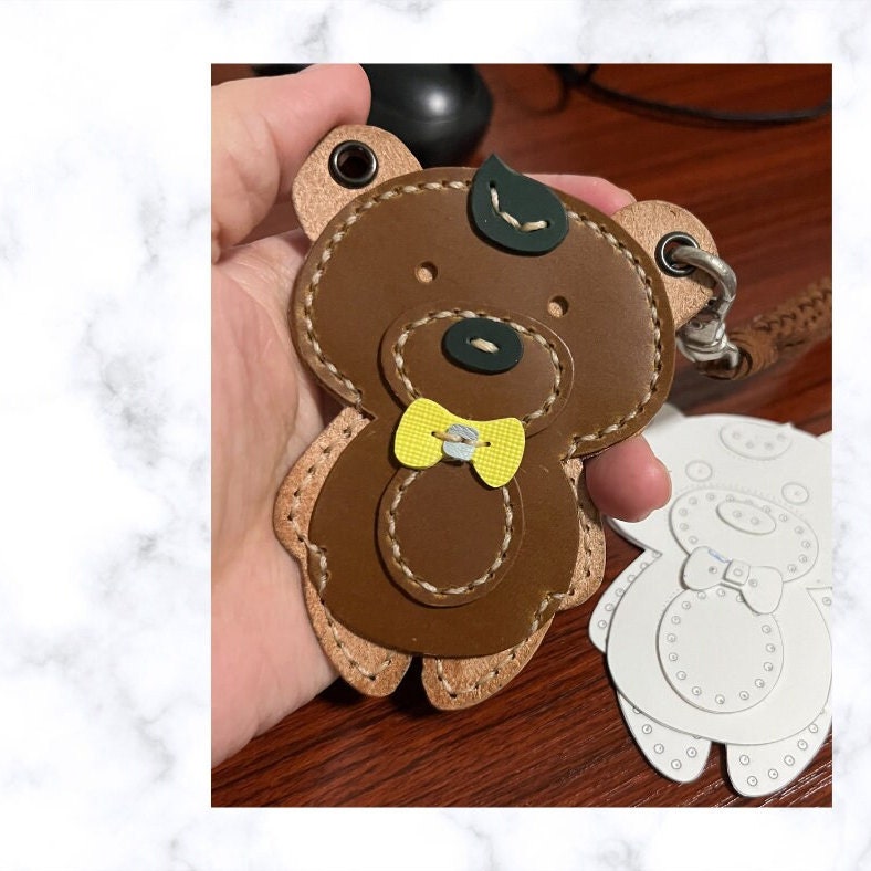 PATTERN for Leather Bear Bag Charm For Lady Bag, Adorable Bag Charm for Bag, Cute Key Chain, Bear Shaped KeyChain, Cute Bag Charm Pattern.