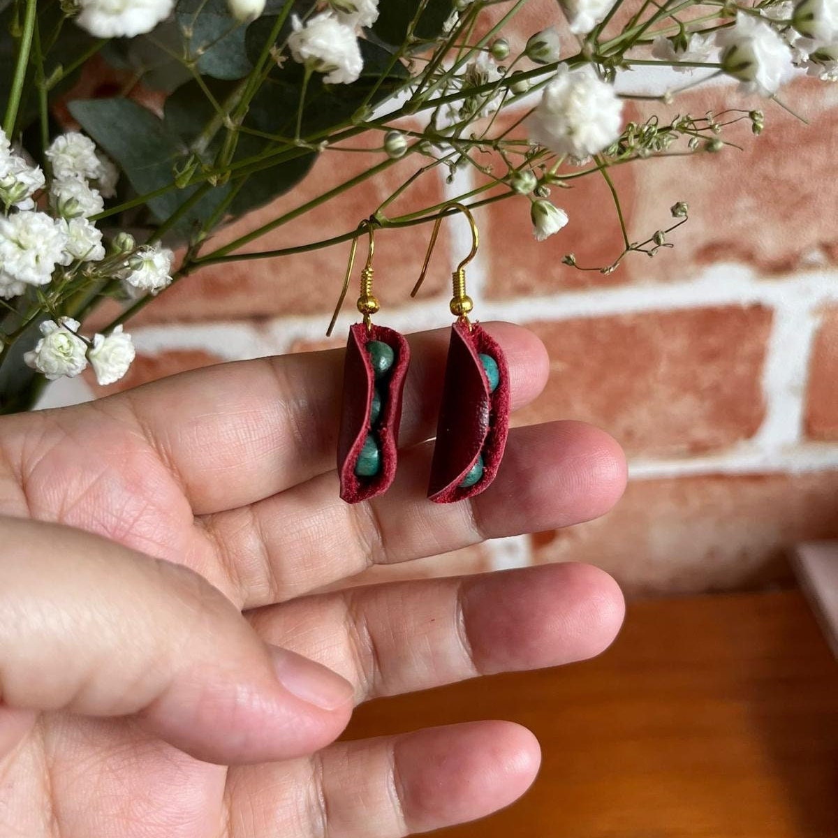 Peapod earrings, Pea Pod Drop Earrings, cute leather peas in the pod earrings, Earrings for her, Leather earrings, earrings gift for her