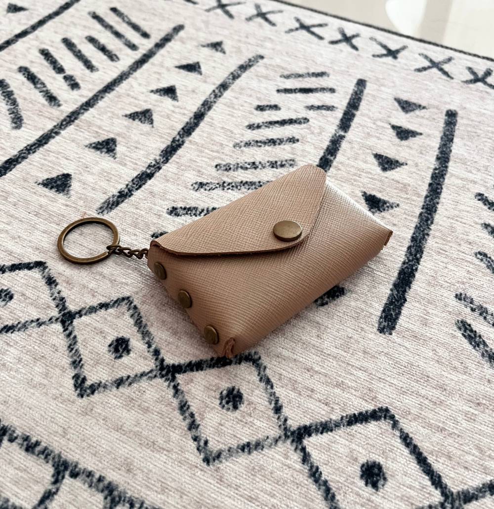 minimalist wallet DIY and video tutorial