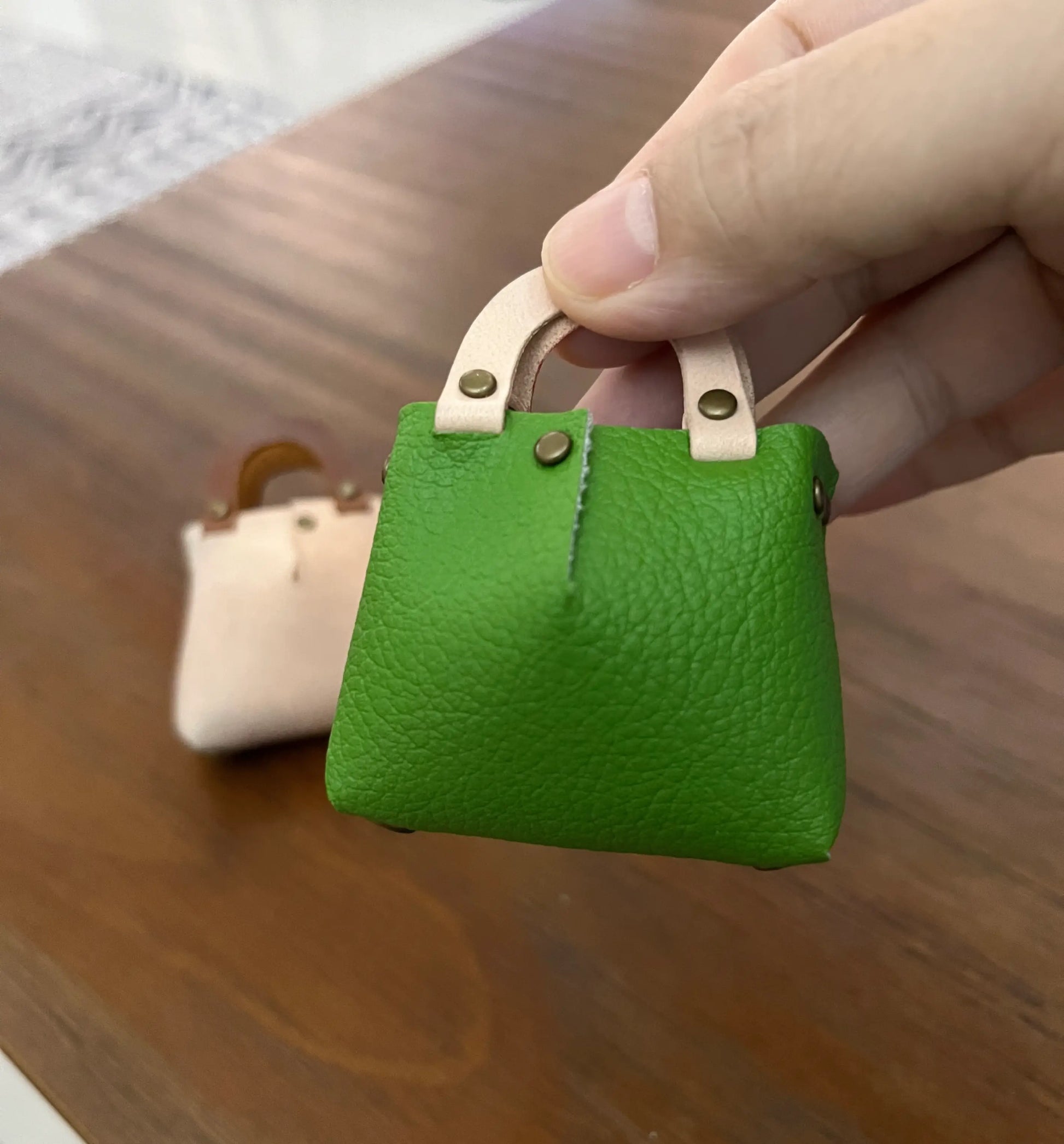 Beginner-friendly no-sew leather bag pattern for makers without a sewing machine.
