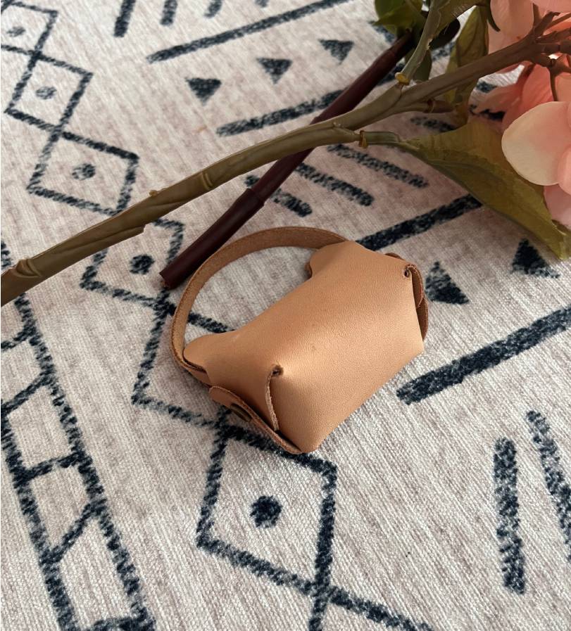 Mini Leather Bag Pattern PDF – No-Stitch DIY Leather Mini Bag with Rivet & Snap Design