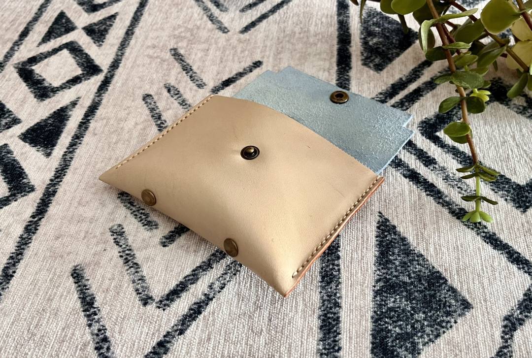 Minimalist Leather Wallet Pattern: DIY Two-Tone Card Holder (PDF, SVG, DXF) + Video Tutorial